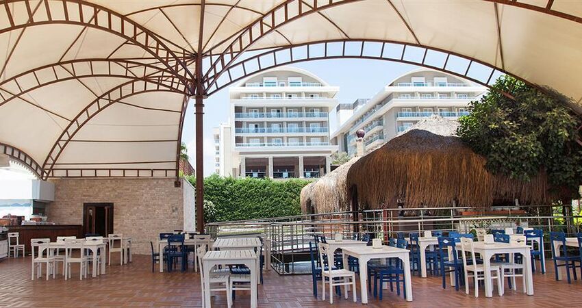 Adenya Hotel Resort & Spa